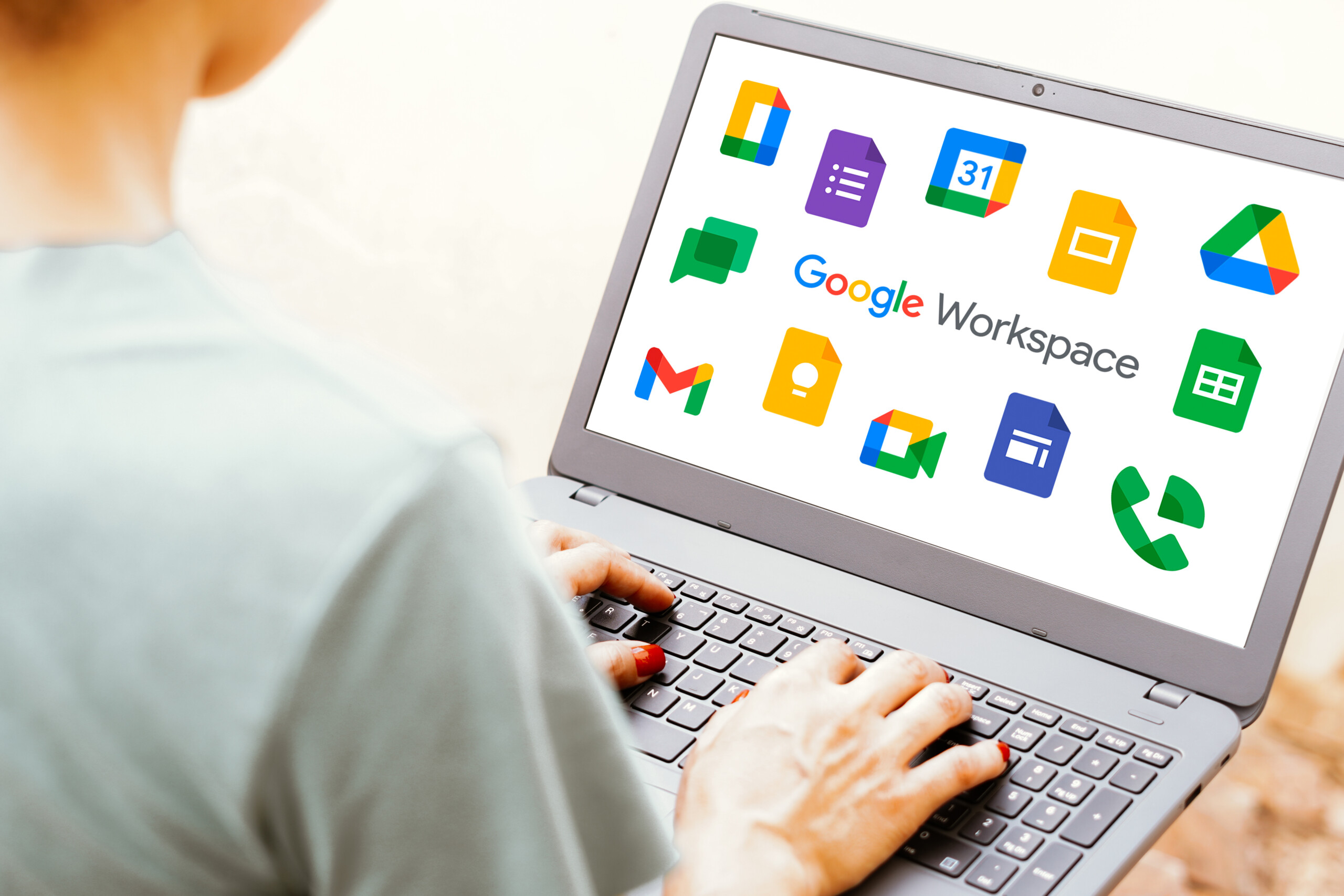 Google unterzeichnet Vereinbarungen mit US-Stromnetzbetreiber und der US-Regierung! Neueste KI-Funktionen vorgestellt!