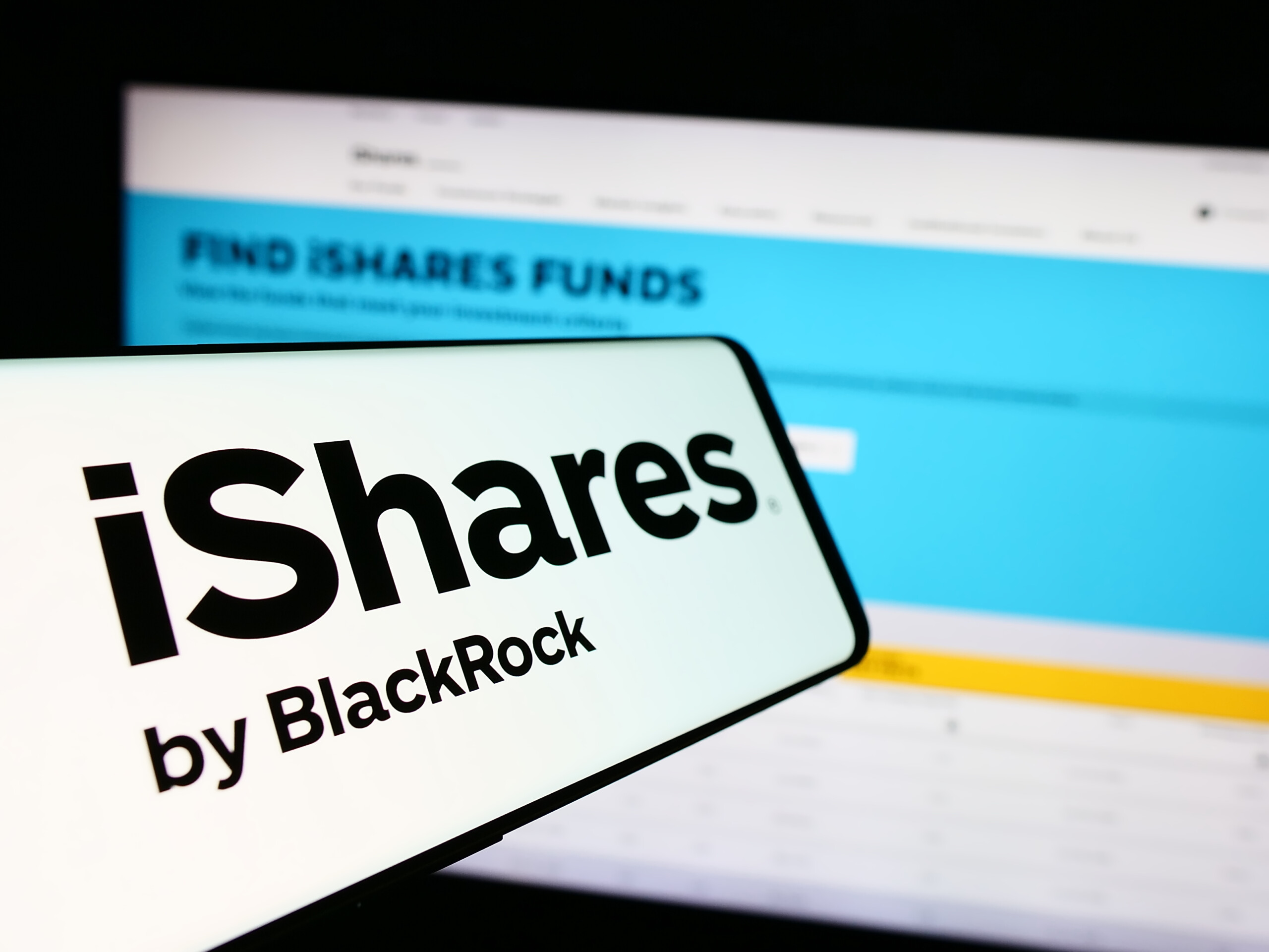 BlackRock verwaltet 11,58 Bio. USD! Neuer Vermögensrekord, wachsende Basisgebühren doch Rezessionsängste bleiben!