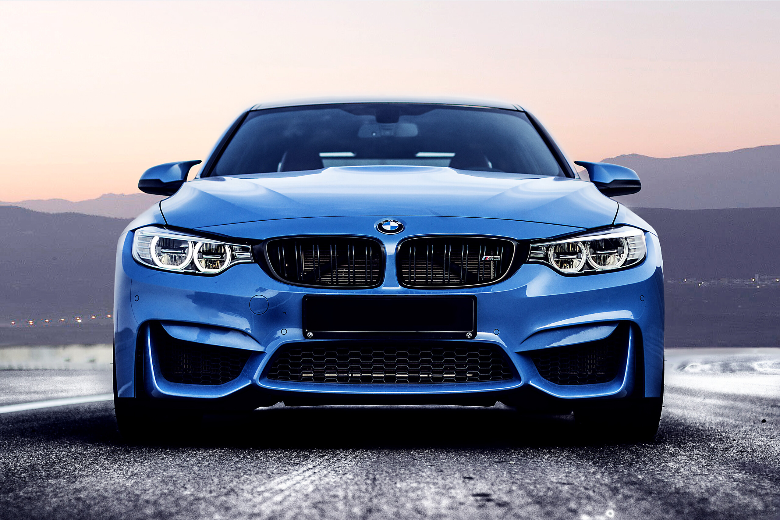BMW punktet mit E-Modellen und setzt auf baldige Beilegung des Zollstreits!