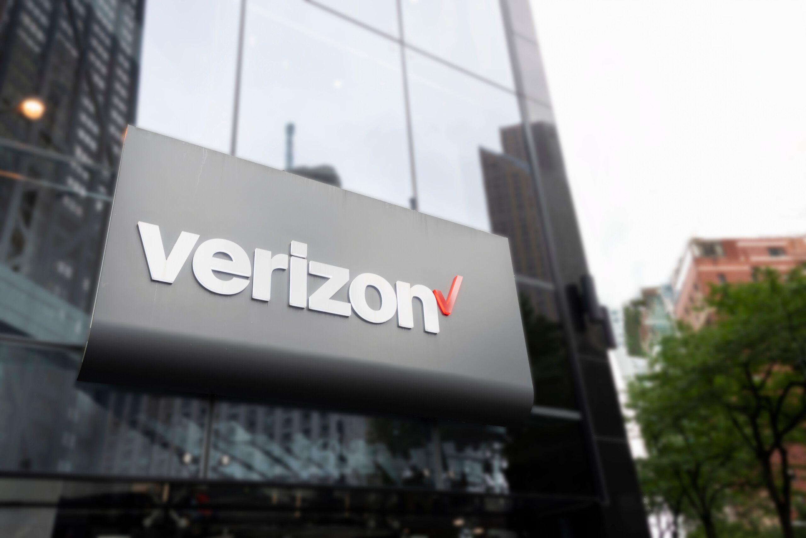 Verizon erhält grünes Licht: Genehmigung für Milliarden-Übernahme von Frontier erteilt