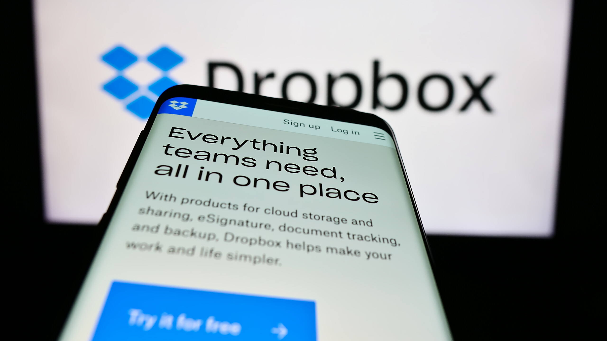 Dropbox will mit dem mit KI-Suchtool Dash durchstarten.