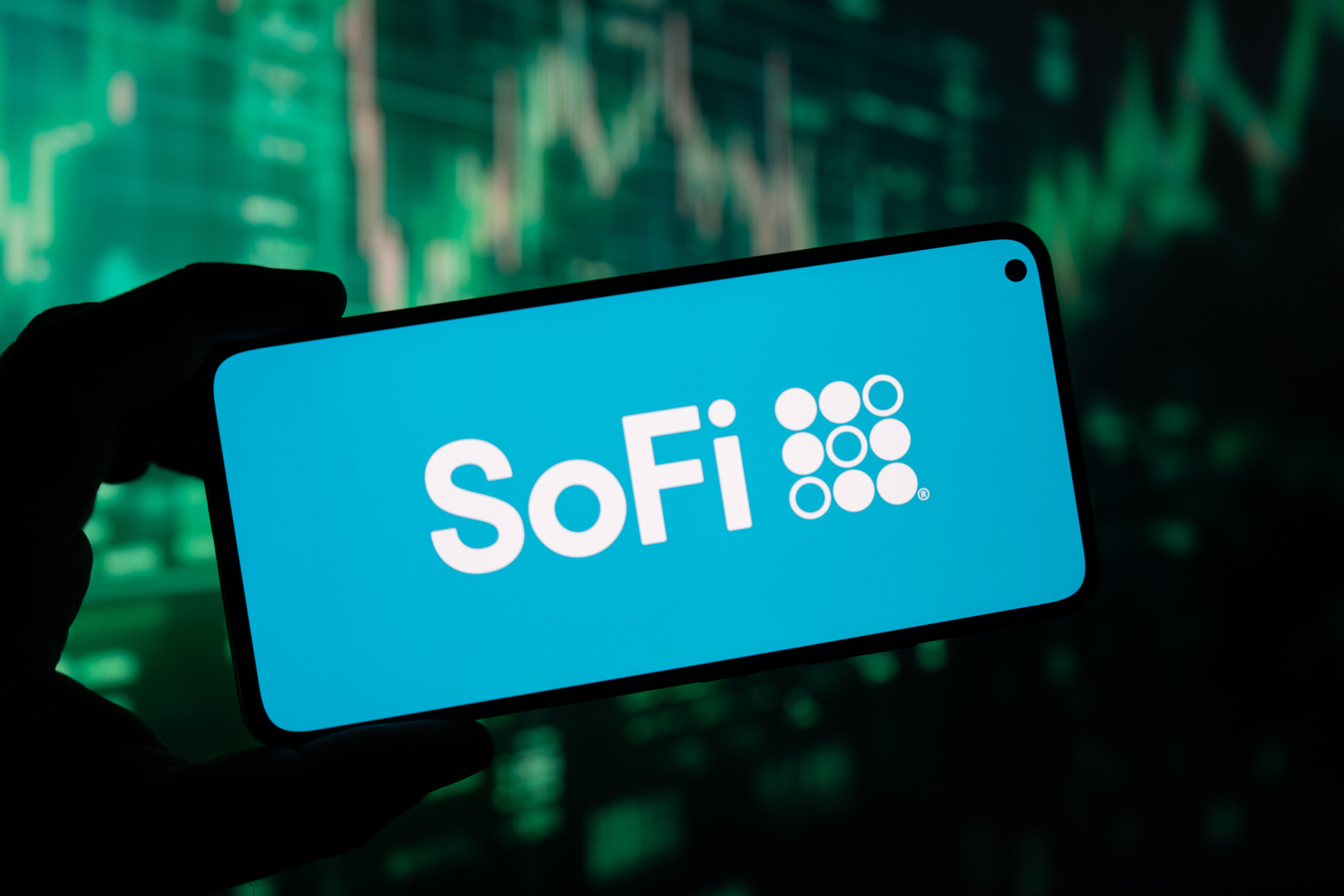 SoFi mit neuem Rückenwind: Plattformstrategie greift, Ausblick angehoben