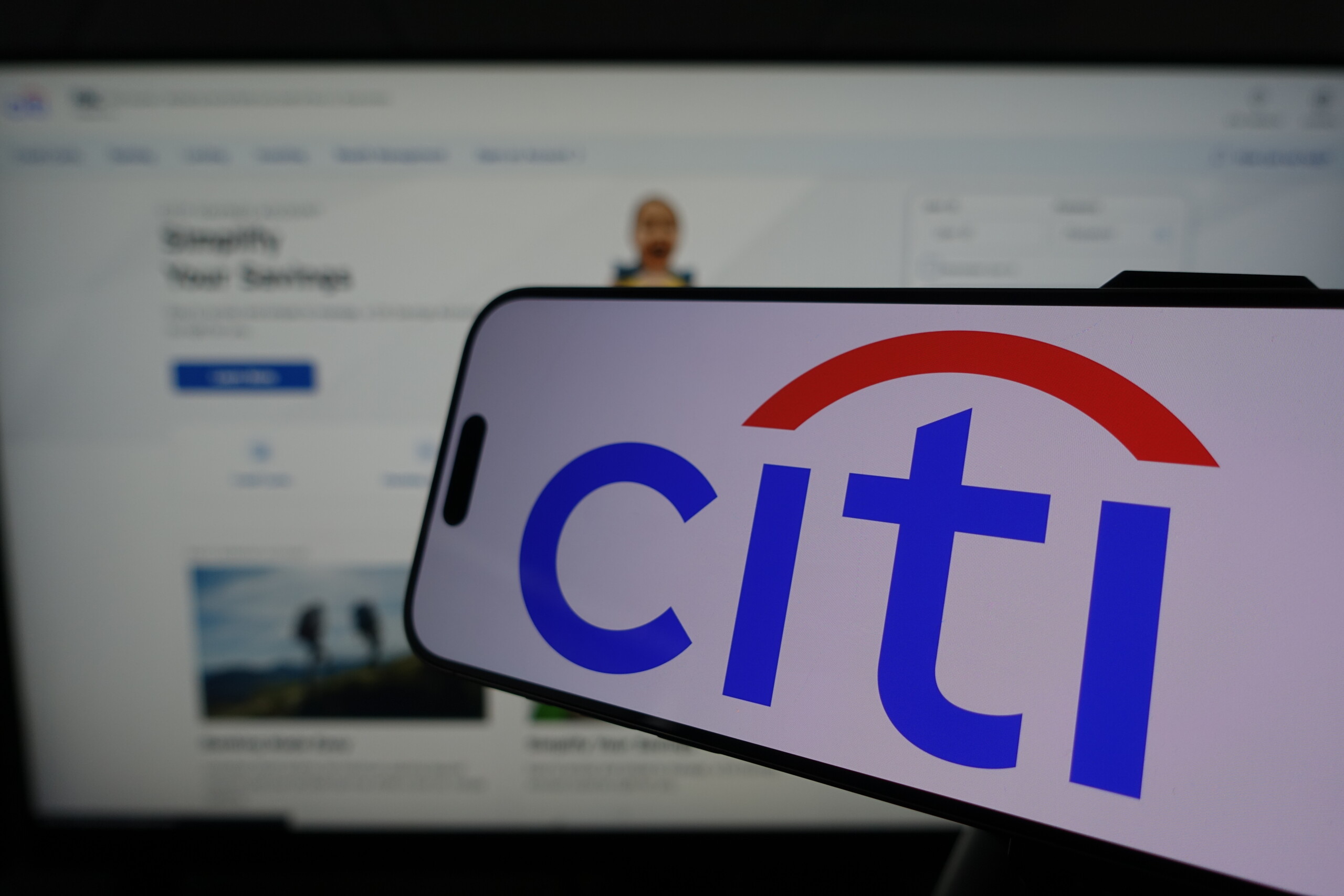 Citigroup greift im Luxussegment an: Neue Premiumkarte „Strata Elite“ soll Amex und J.P. Morgan herausfordern