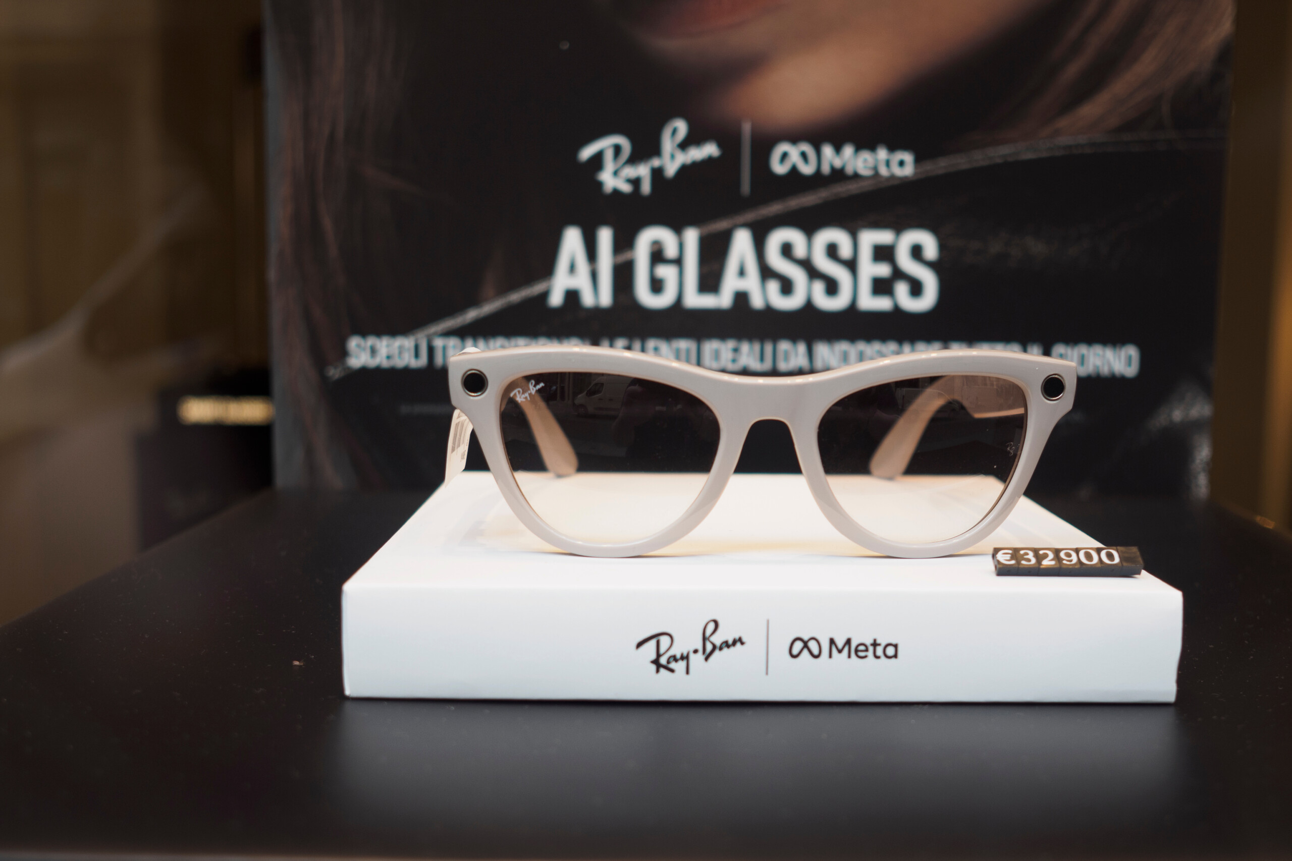 Meta steigt bei Ray-Ban Hersteller ein – Milliardenwette auf die Zukunft der Brille