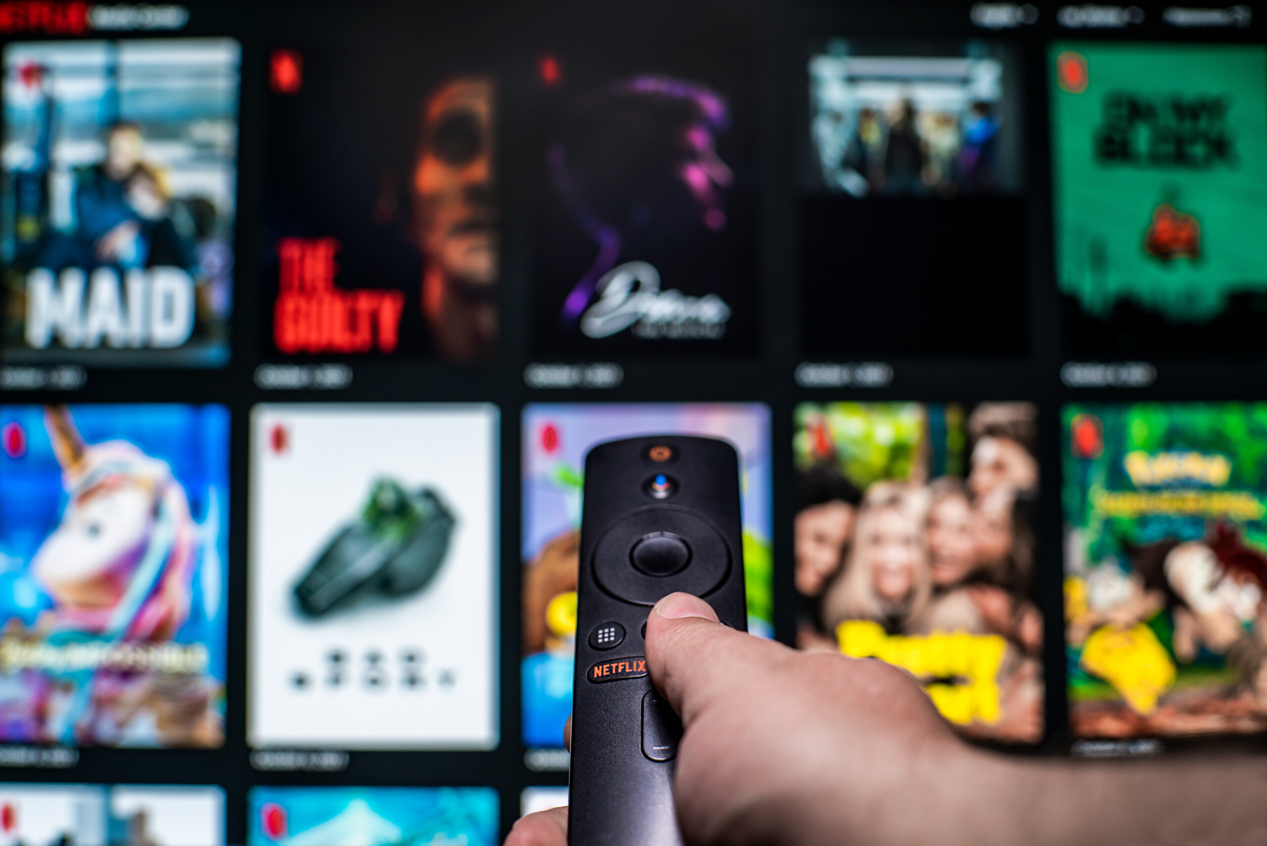 Netflix entfesselt das Streaming-Jahr! Rekordzahlen, globale Hits und neue Umsatzquellen!