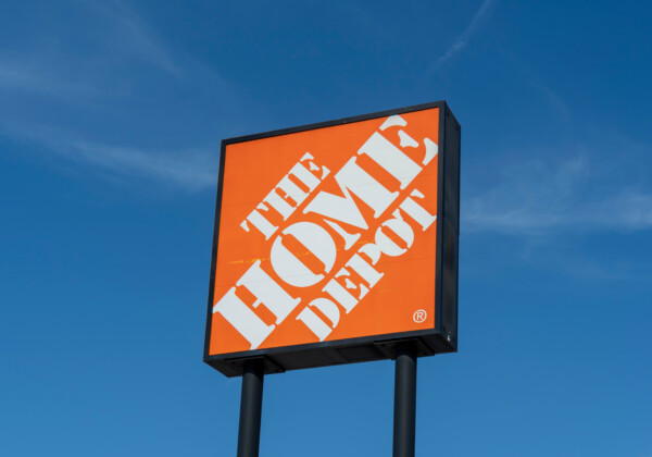 5,5 Mrd. USD Deal zementiert Machtposition! Home Depot baut mit GMS das größte Baustoffnetz Nordamerikas!