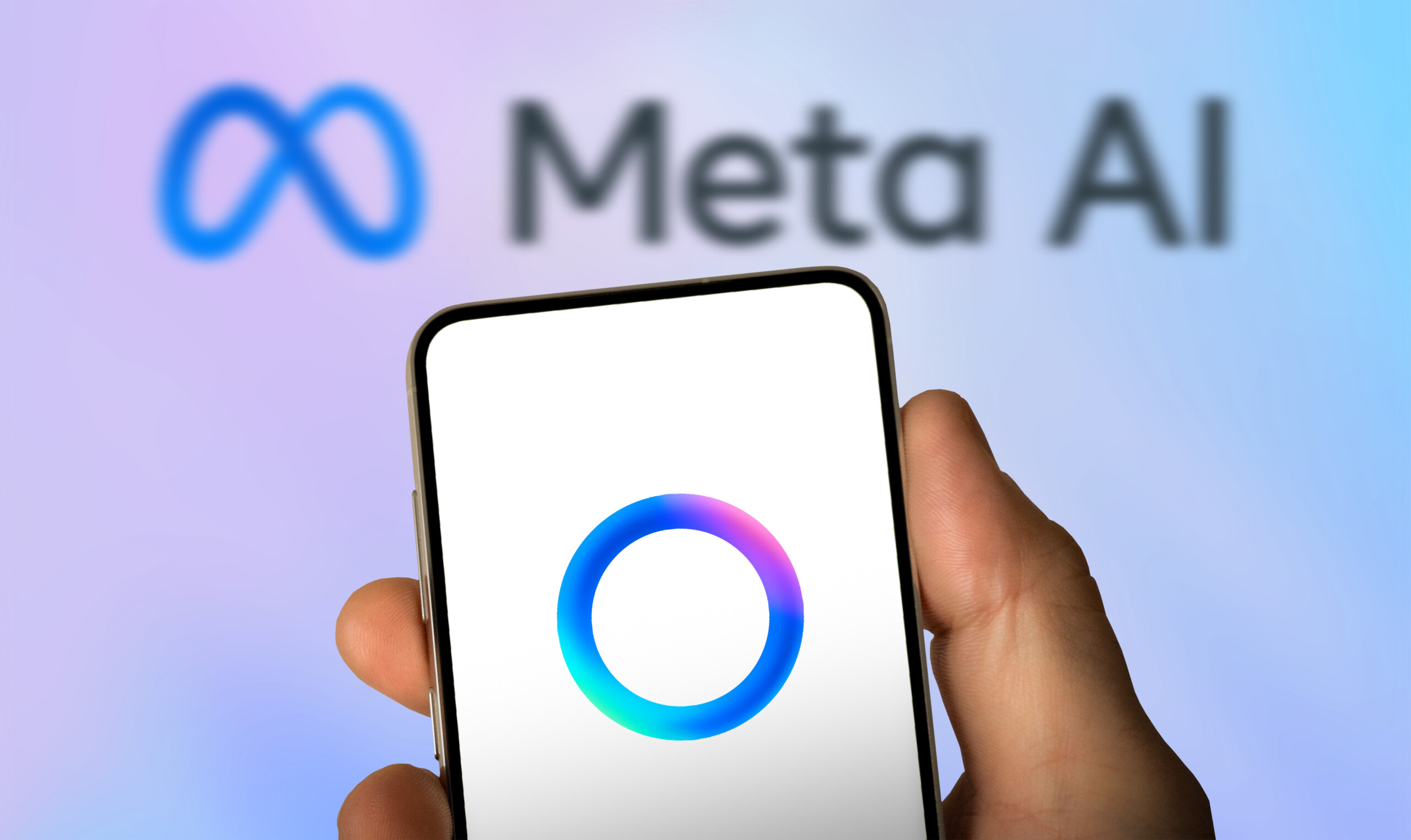 Meta bringt “Hypernova”-Smartglasses mit Display und Armband