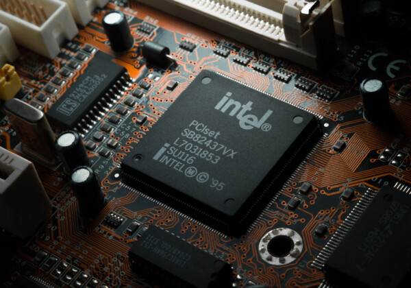Neue Investoren gesucht: Intel sondiert weitere Kapitalgeber
