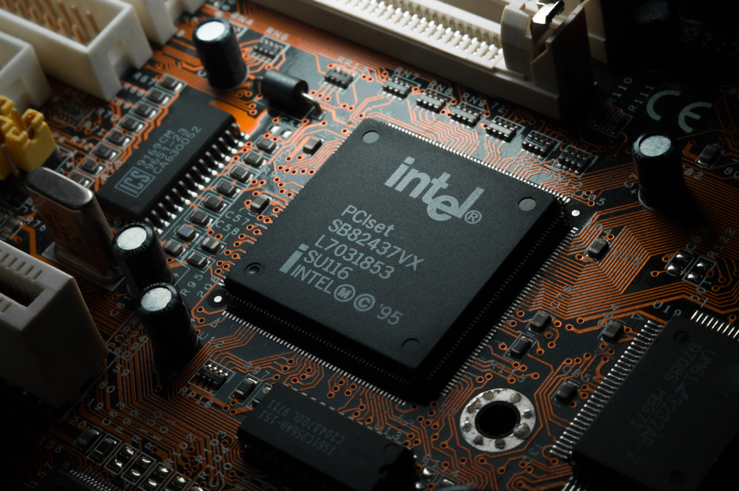 Neue Investoren gesucht: Intel sondiert weitere Kapitalgeber