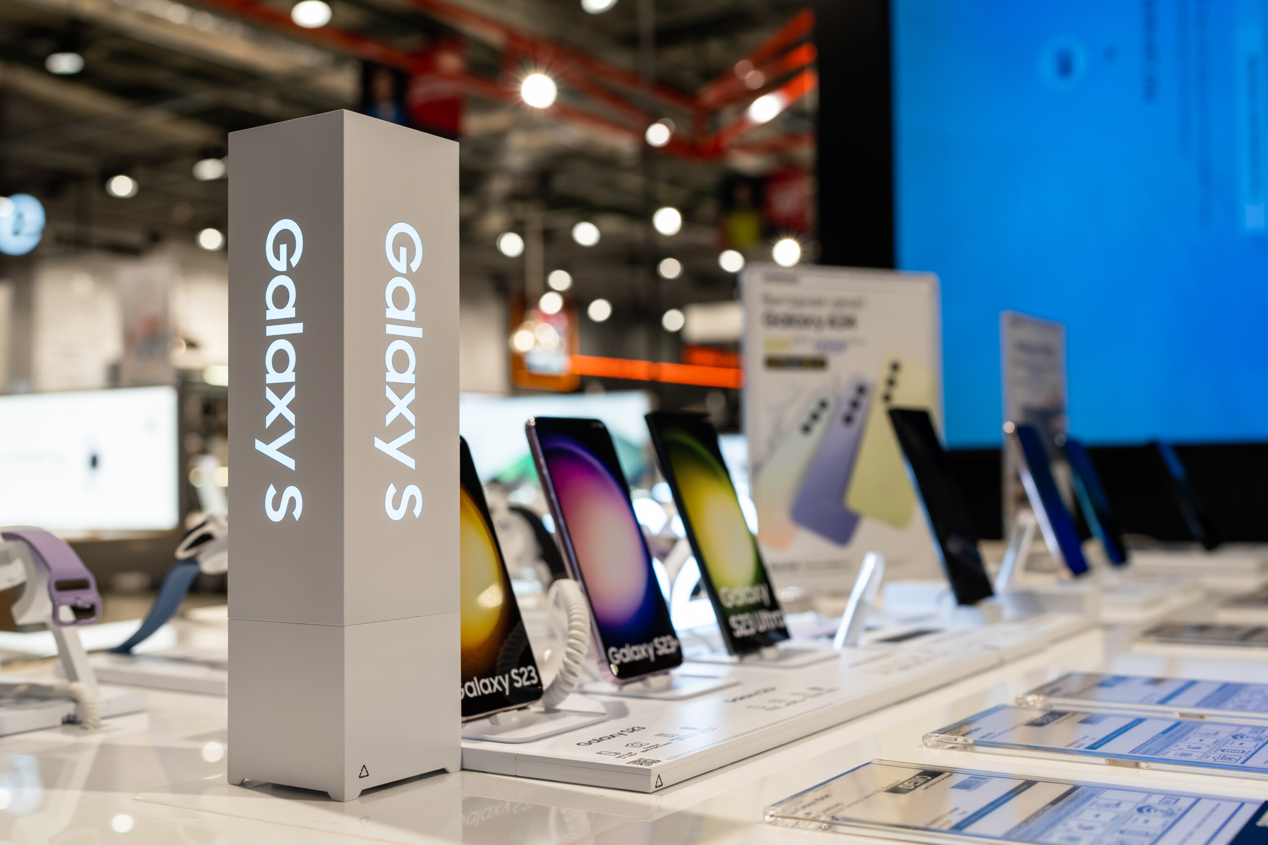 Samsung holt in den USA auf: Falthandys treiben Marktanteile