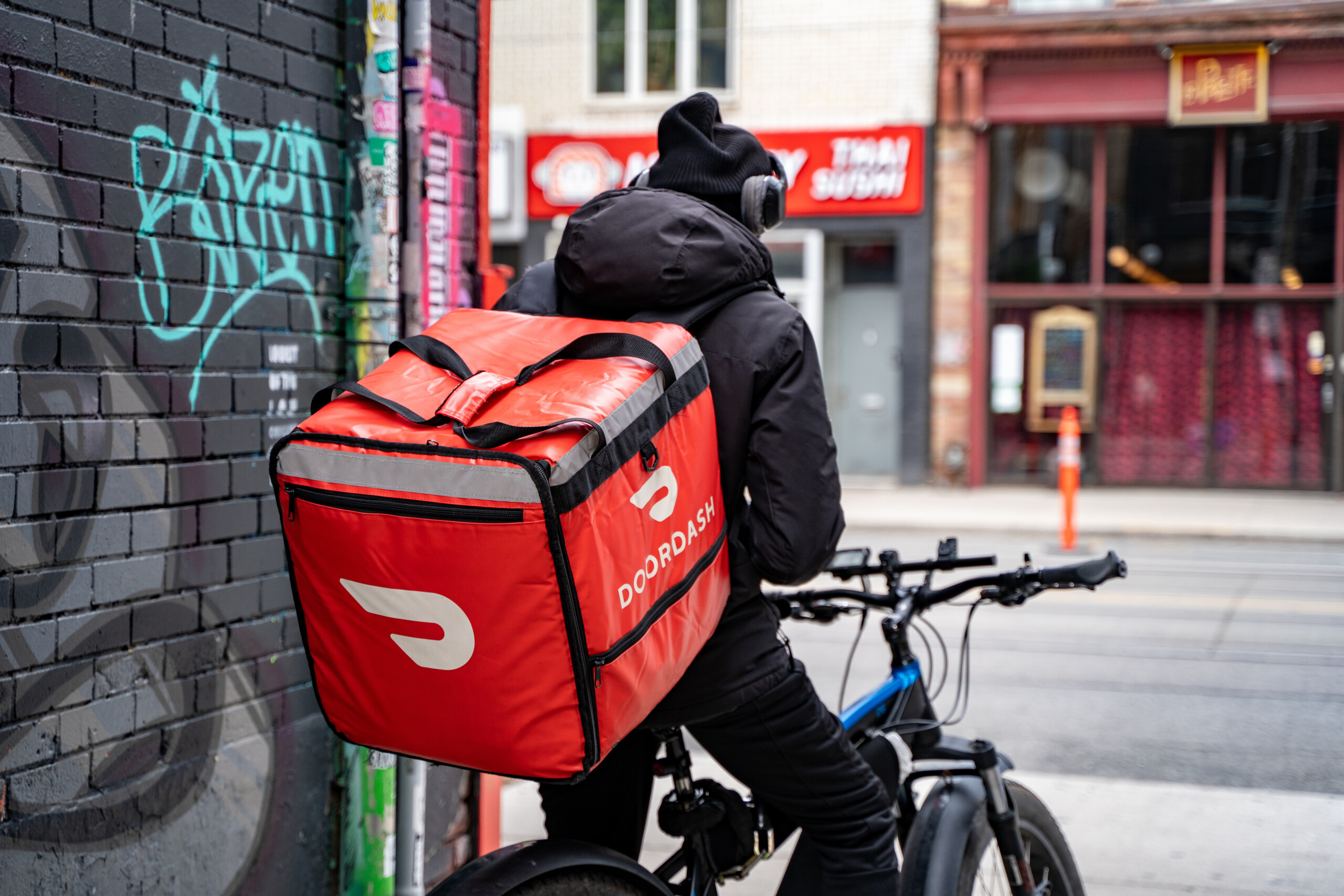 Vom Lieferdienst zum Plattformriesen! DoorDash überzeugt mit Wachstum auf allen Ebenen!