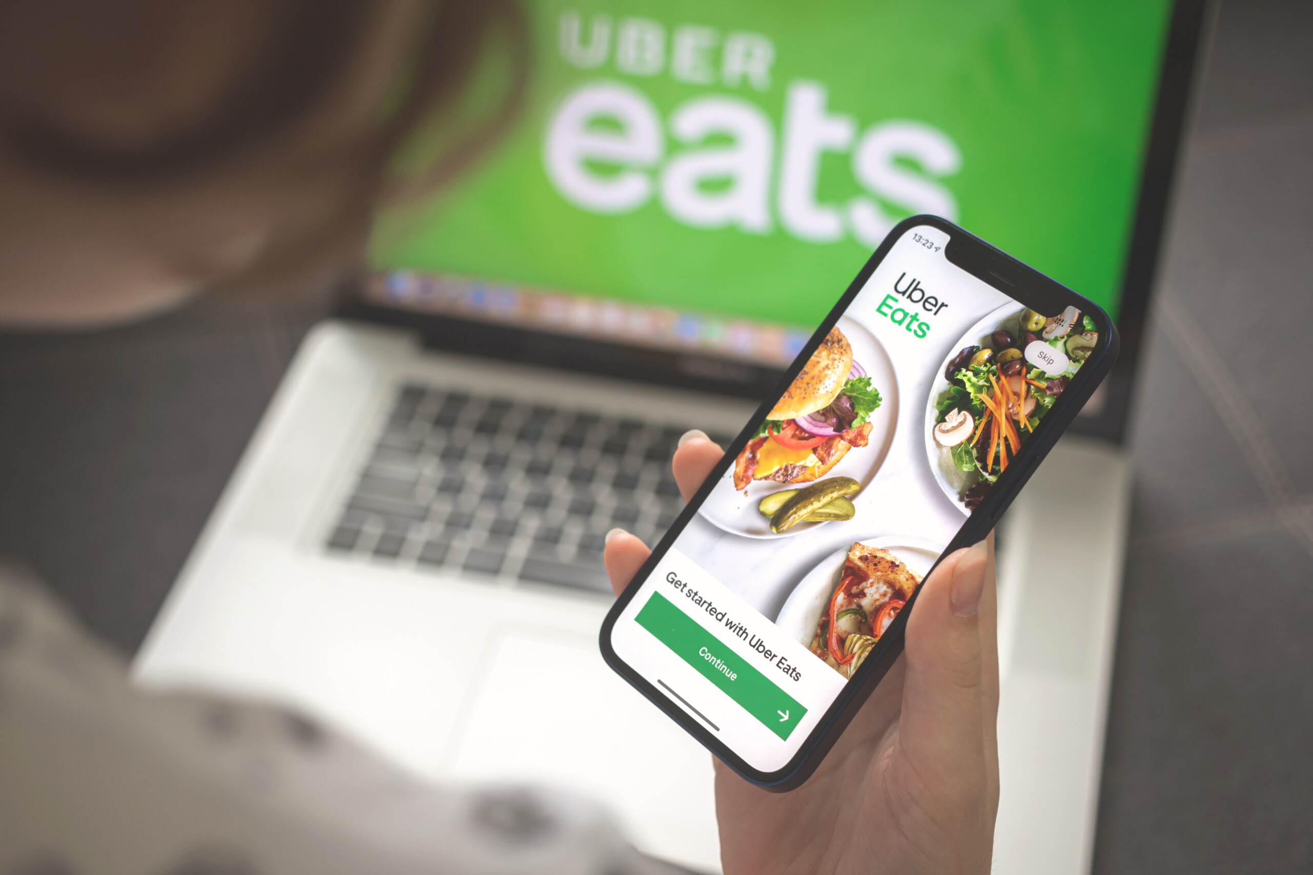 Vom Ride-Hailing-Pionier zum globalen Alleskönner! Uber dehnt sein Imperium auf Mobilität, Finanzen und Lifestyle aus!