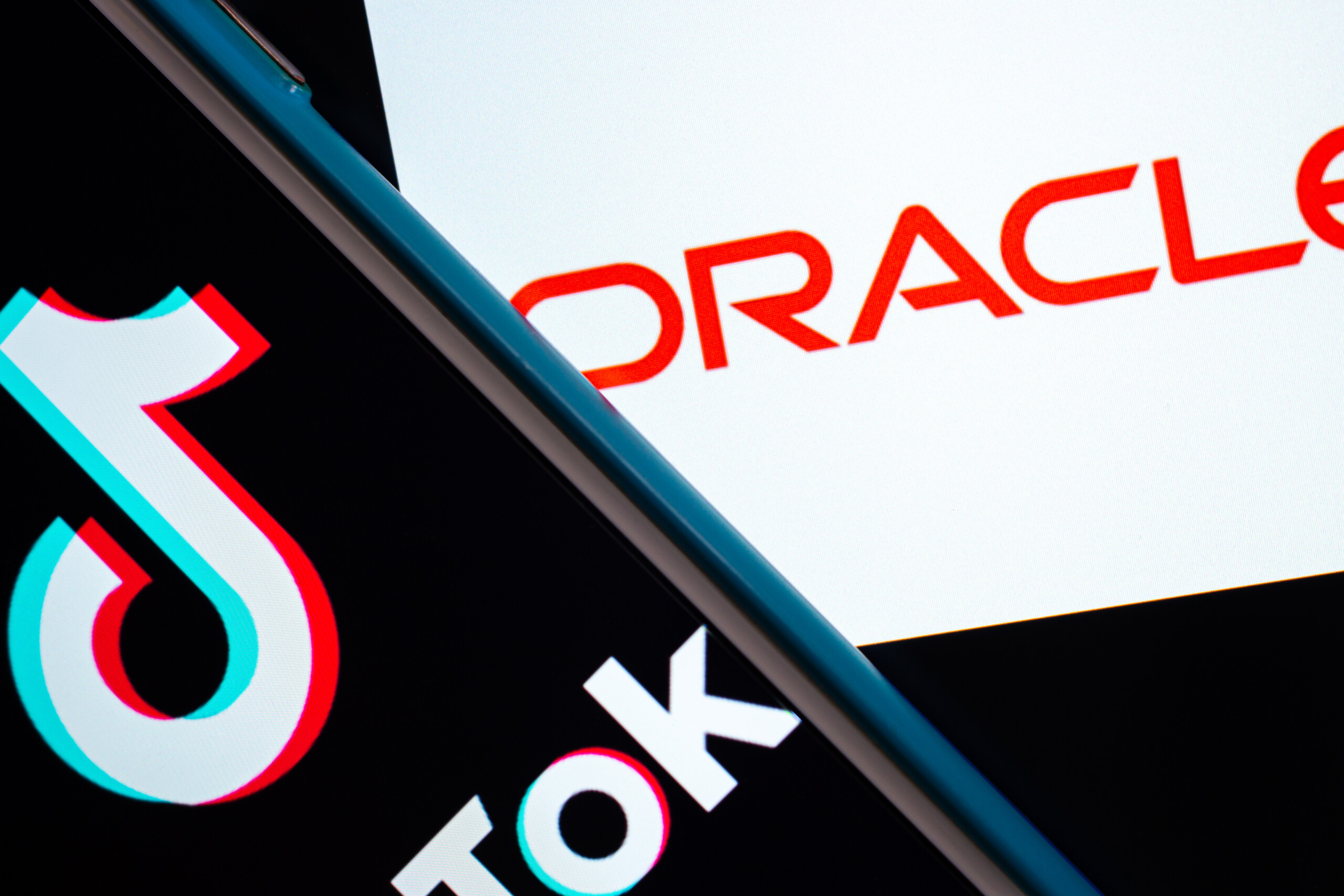 Oracle vor Doppelschlag: Milliarden-Deal mit Meta und Machtrolle bei TikTok