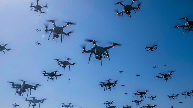 Red Cat positioniert sich mit neuen Drohnentechnologien und der Aufnahme in den NATO-Katalog als Innovator in einem Markt, der in den kommenden Jahren erhebliches Wachstumspotenzial bietet! 