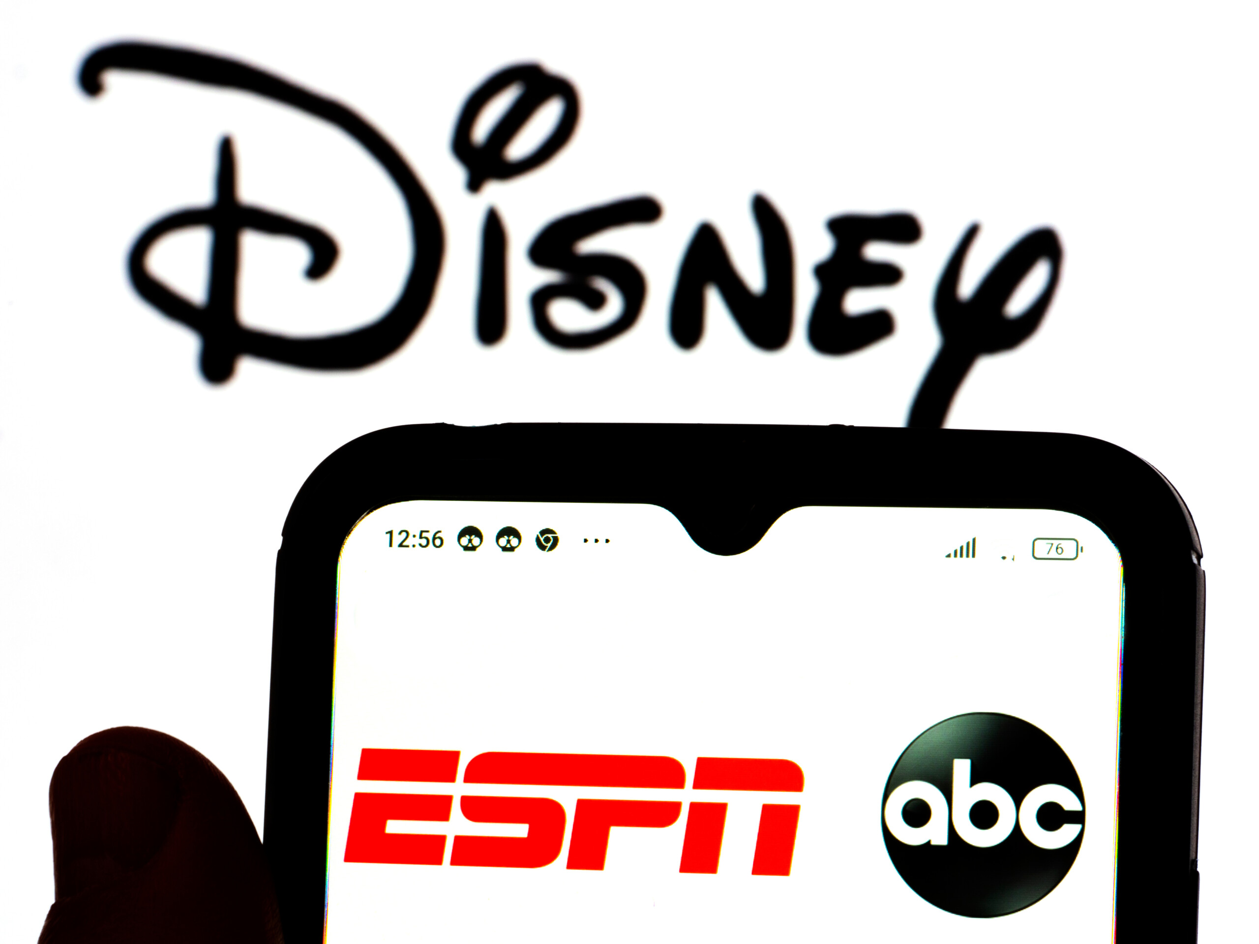 Streaming-Deal des Jahres! YouTube erzwingt Disney-Einigung nach zweiwöchiger Blockade von ESPN und ABC!